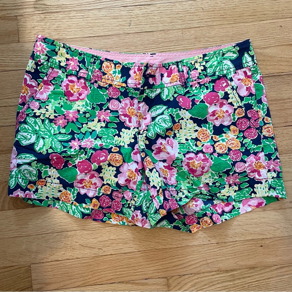 Size 12 Lilly Pulitzer shorts flower garden print